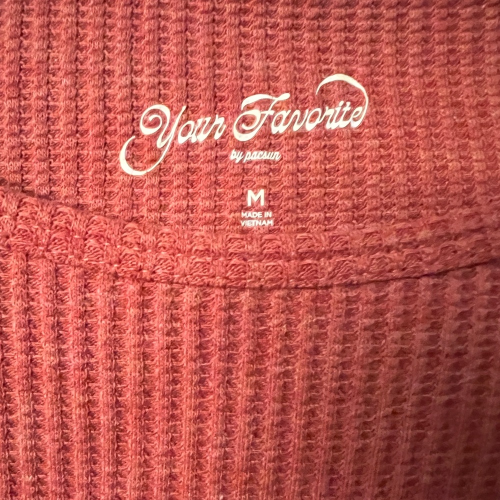 PacSun Thermal Long Sleeve Cropped Top - Marbled Red - Picture 3 of 5